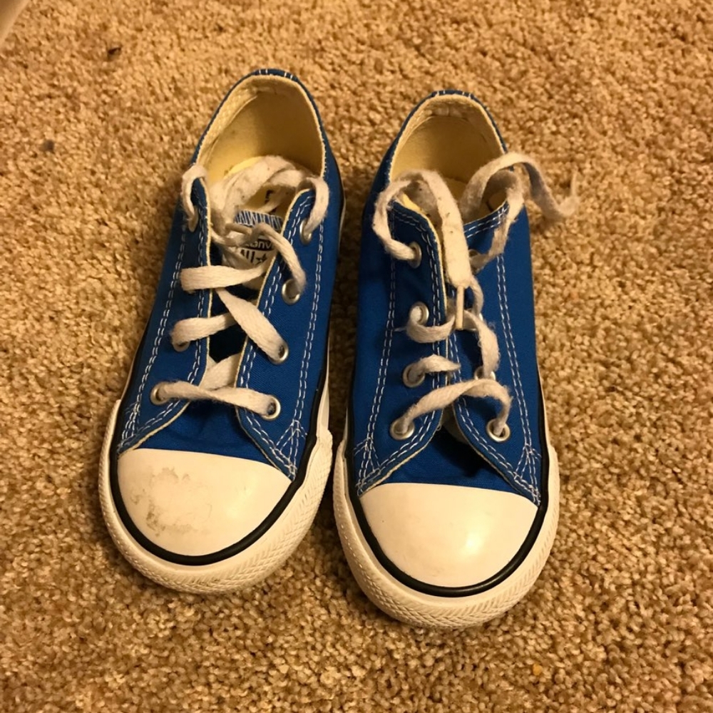 Converse shoes. Boys size 9. Royal blue.